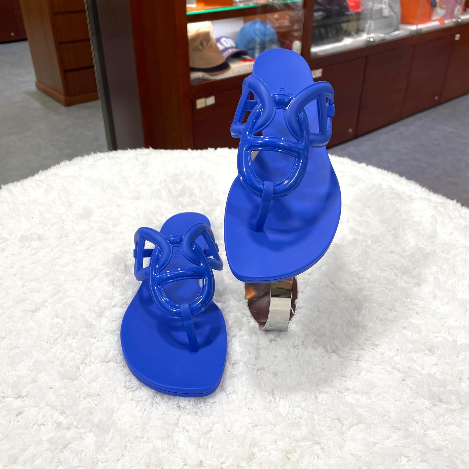 全新HERMES豬鼻拖鞋 36碼 電光藍防水PVC TPU Egerie sandal H221001Z #BRAND NEW #香榭站正品