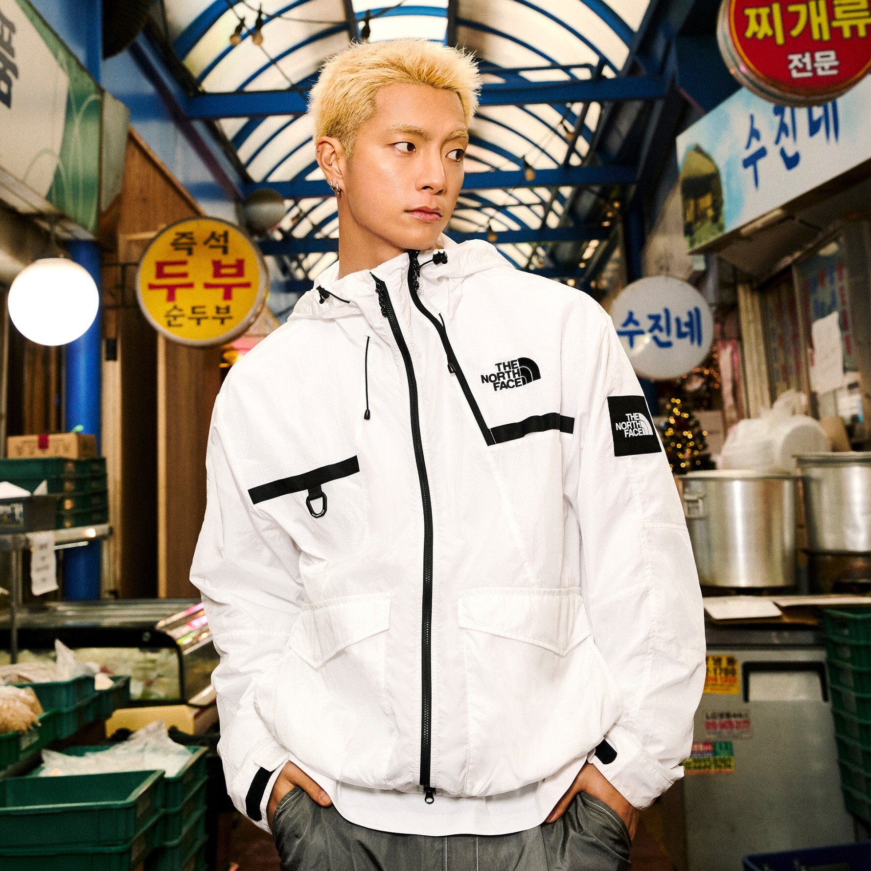 代購】The North Face SHELDON 輕量工裝防風連帽外套雙向拉鍊NJ3LS01