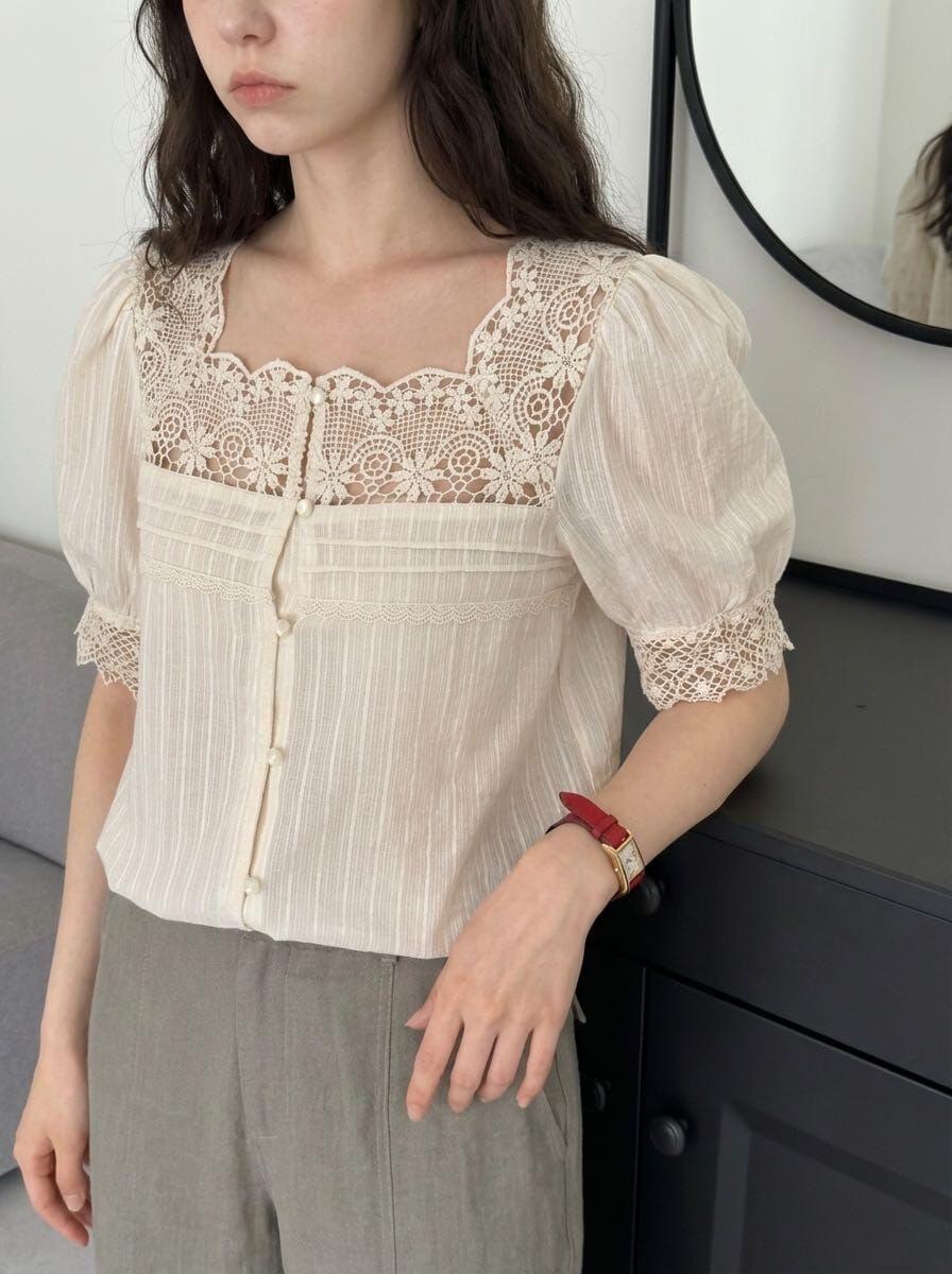 OG6054 鈎花方領公主袖排扣上衣