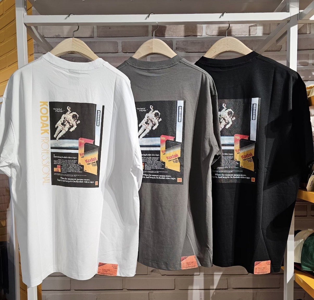【現貨】Kodak 柯達 太空漫步 圖像 短tee K6223LRS21