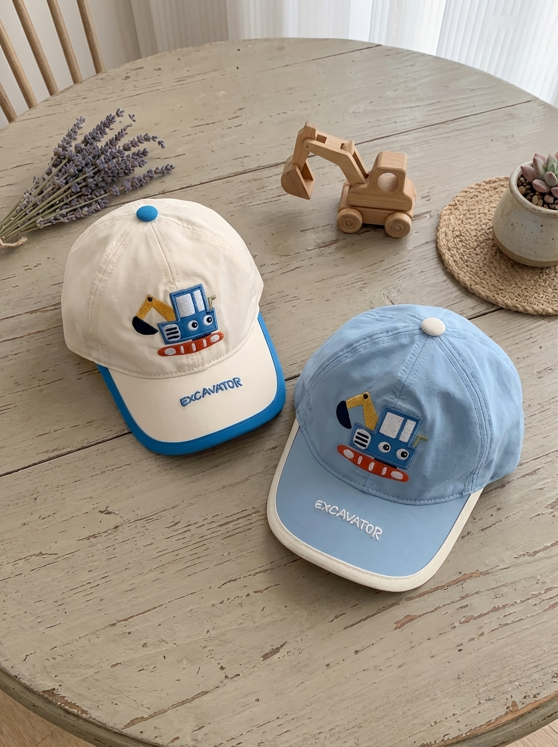 藍白挖土機 鴨舌帽