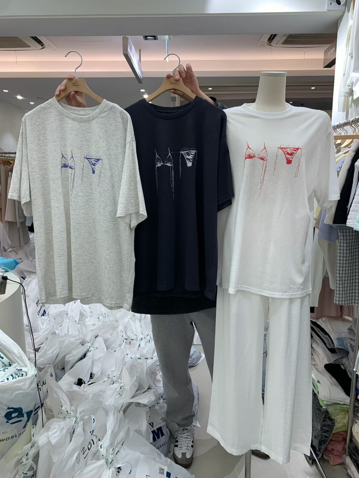 BM6002 夏日比基尼圖案軟綿Tee