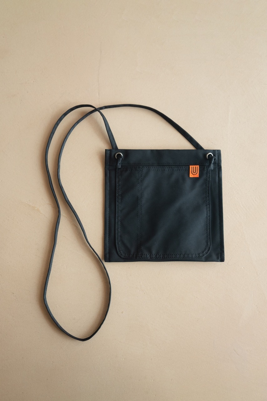 UNIVERSAL OVERALL COVERALL MINI SHOULDER  (2COL)