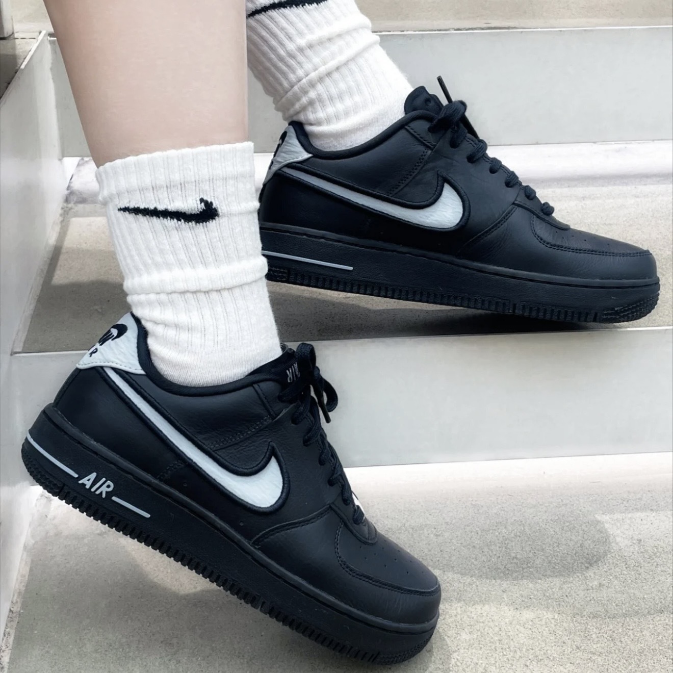 NIKE W AIR FORCE 1 DANCE 黑 白勾 凹勾 顛倒LOGO 休閒 女款 FJ7409-002