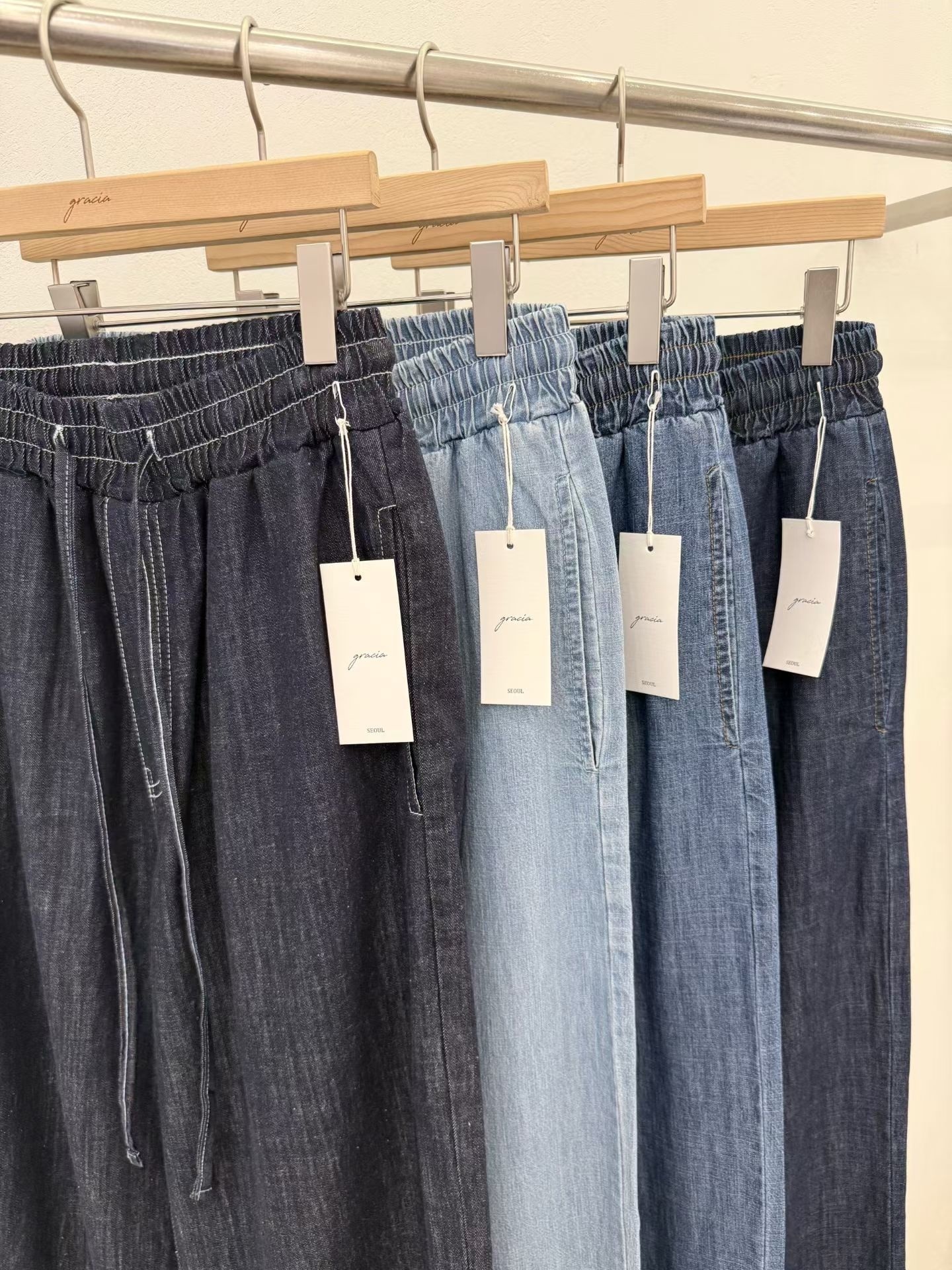 【直播】韓國 LUXE K0405800 A字薄身牛仔褲（橡筋褲頭）free size