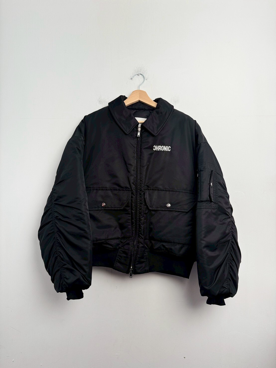 CHRONIC BASIC LOGO BOMBER JACKET T-26 SIZE L