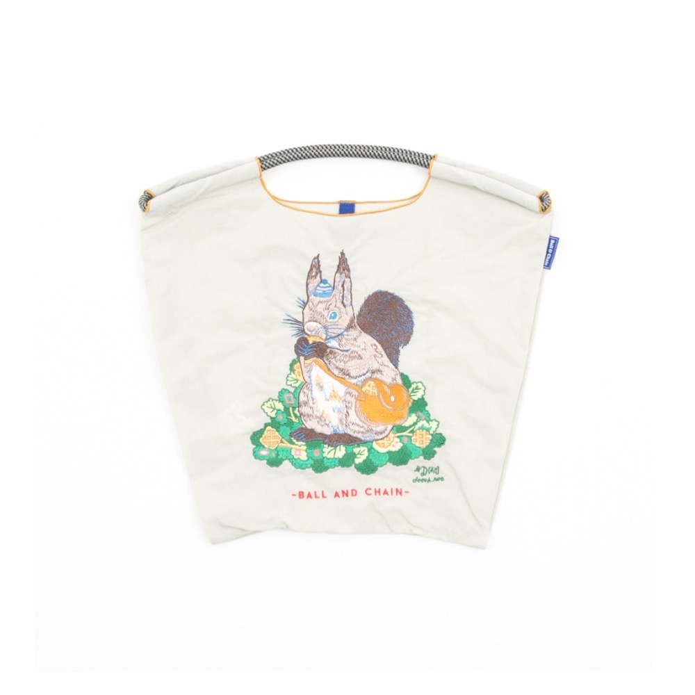 D.SQUIRREL (M) 淺灰 31301127