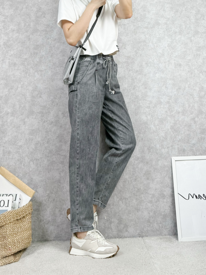 最舒服的牛仔褲！穿脫方便不勒肚灰階休閒褲