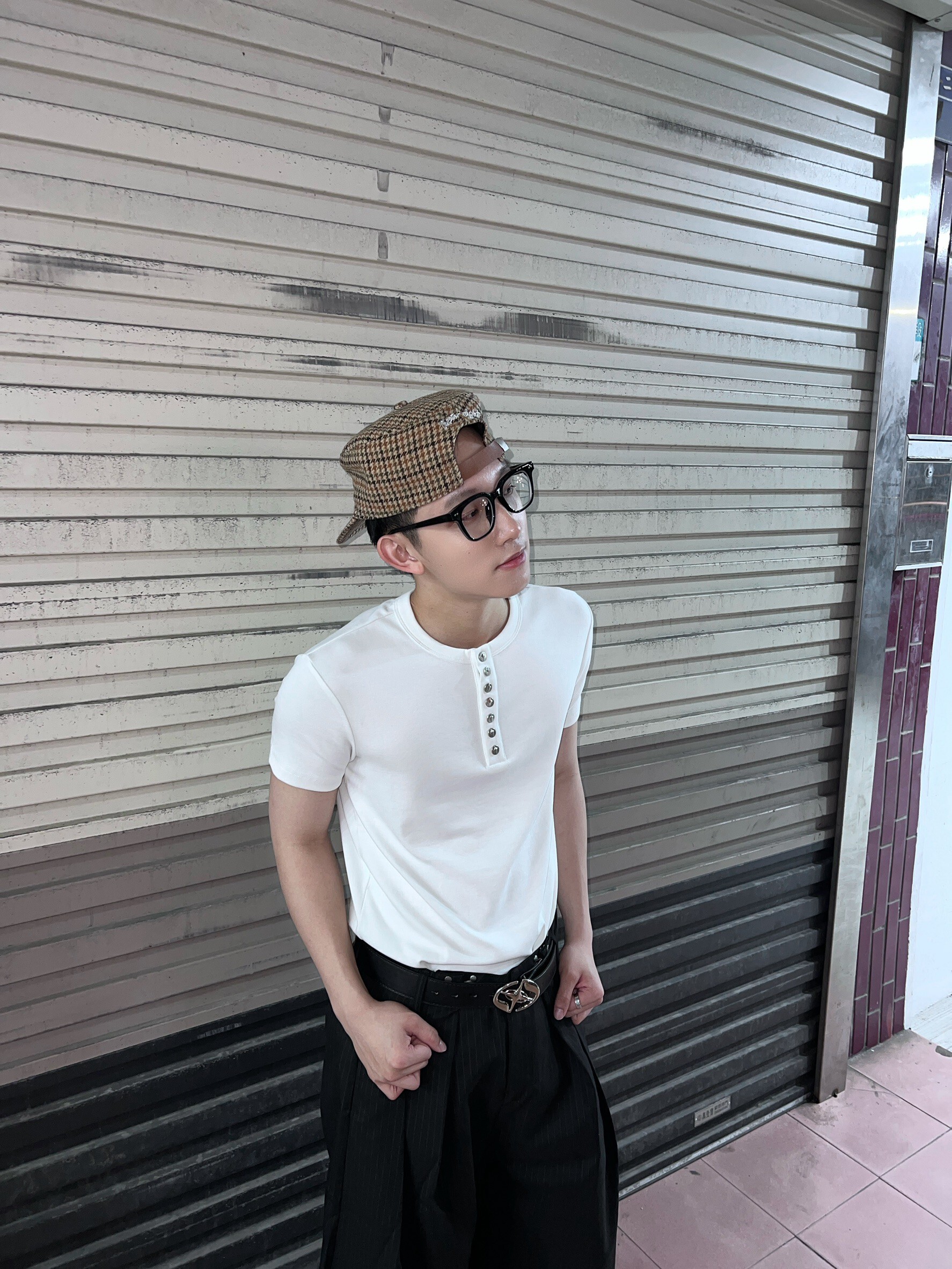 (GOAL) 亨利領鈕扣剪裁上衣 CKC T186