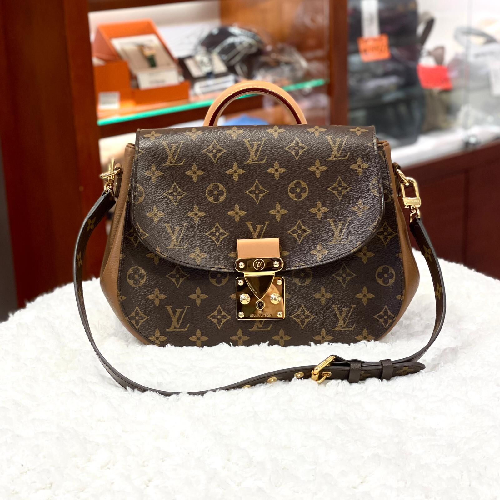 99%NEW二手LV郵差包 M40814 EDEN MM MONOGRAM 金扣 #香榭站正品