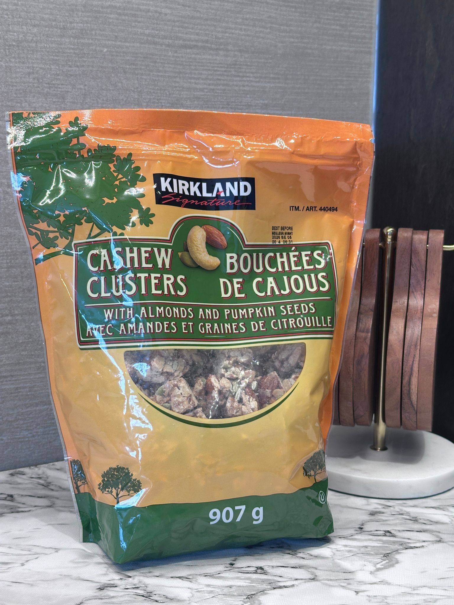 RZ26 Kirkland Cashew Clusters 腰果杏仁南瓜籽脆脆 907g **到期日: 約 2026/08