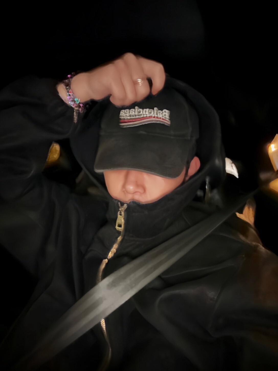 Balenciaga 經典款 刺繡可樂Logo黑色老帽