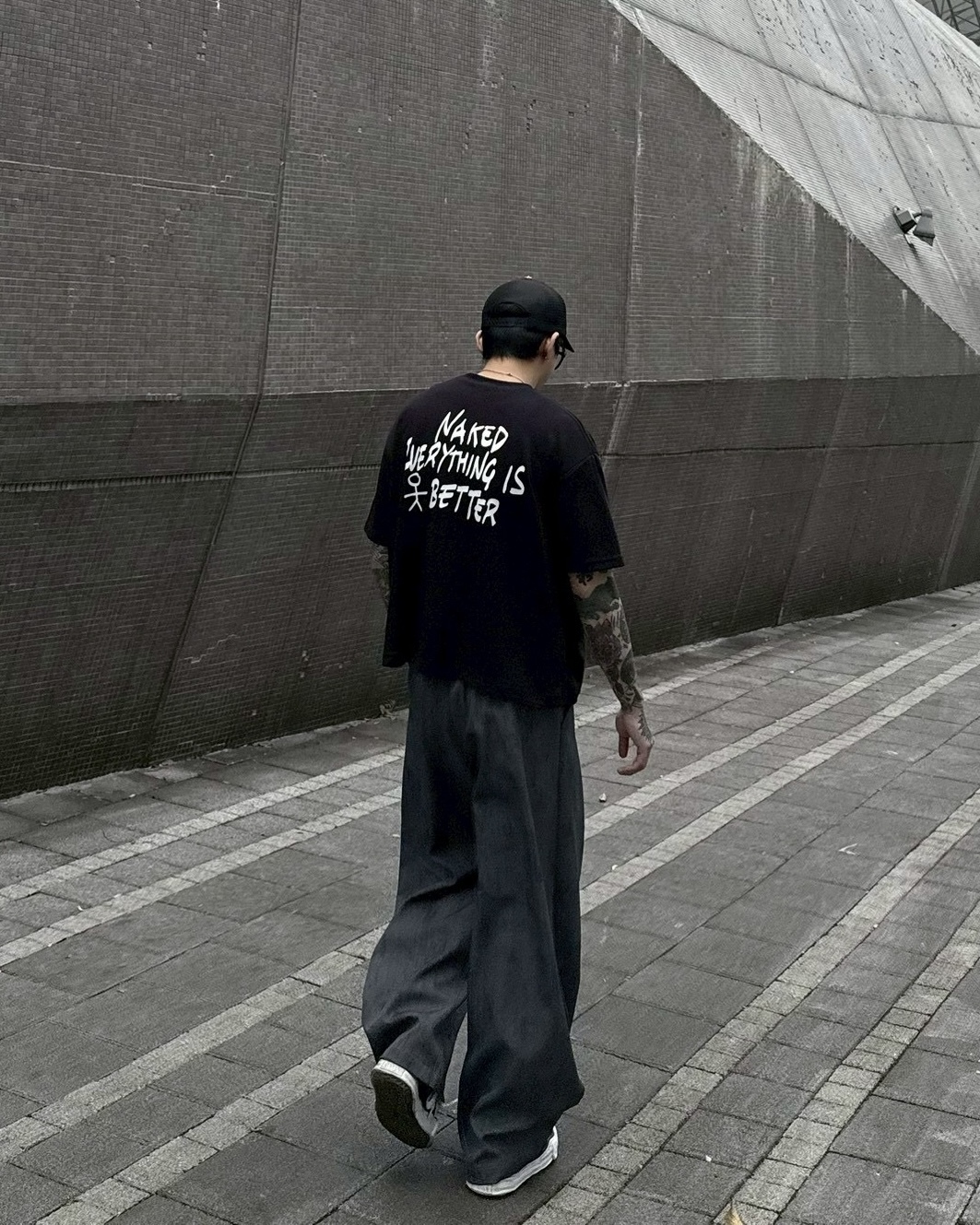 BOXY 街頭 塗鴉 寬短 短袖