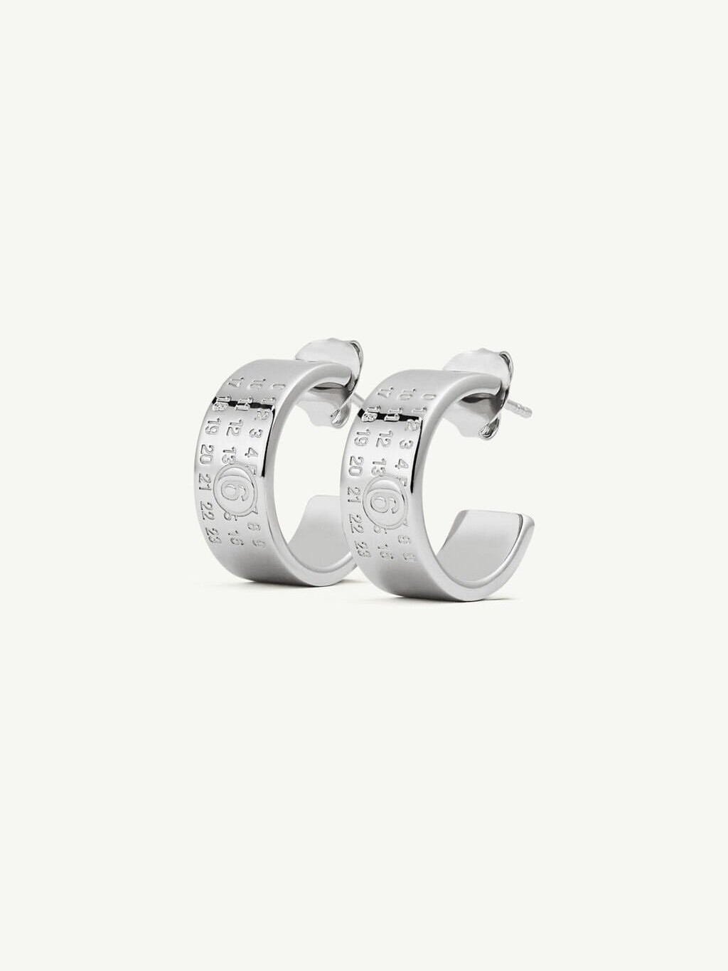 Maison Margiela MM6 經典數字Logo銀環耳環（一對）