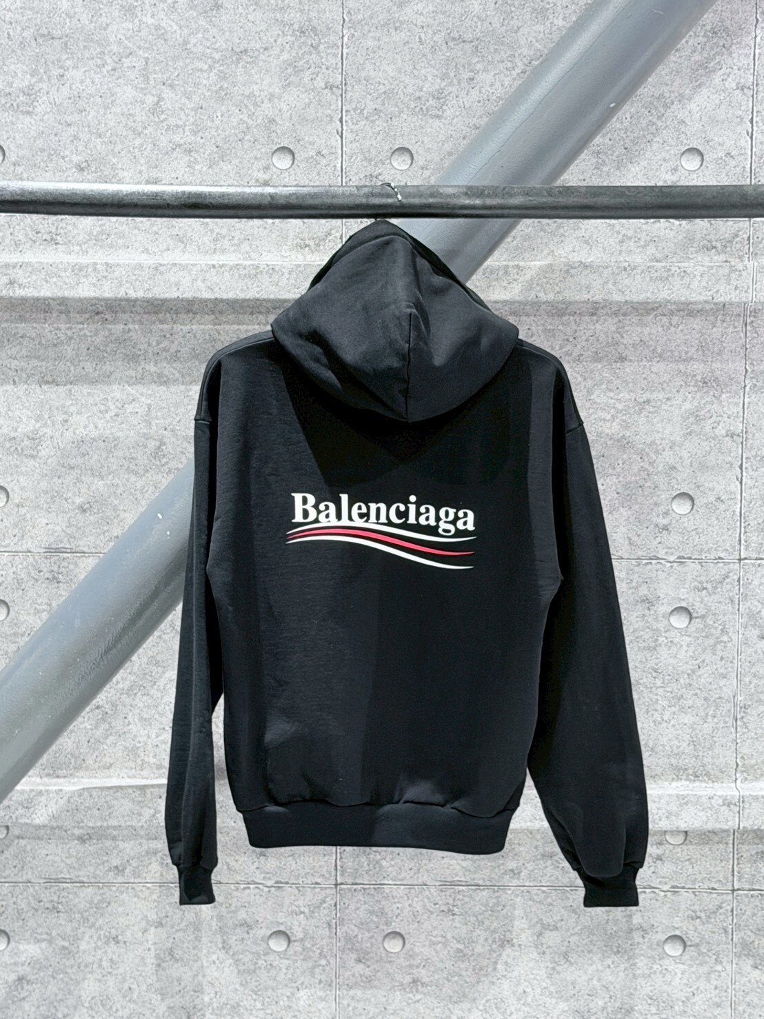 現貨五折 BALENCIAGA 經典款 黑色可樂Logo帽T 巴黎世家
