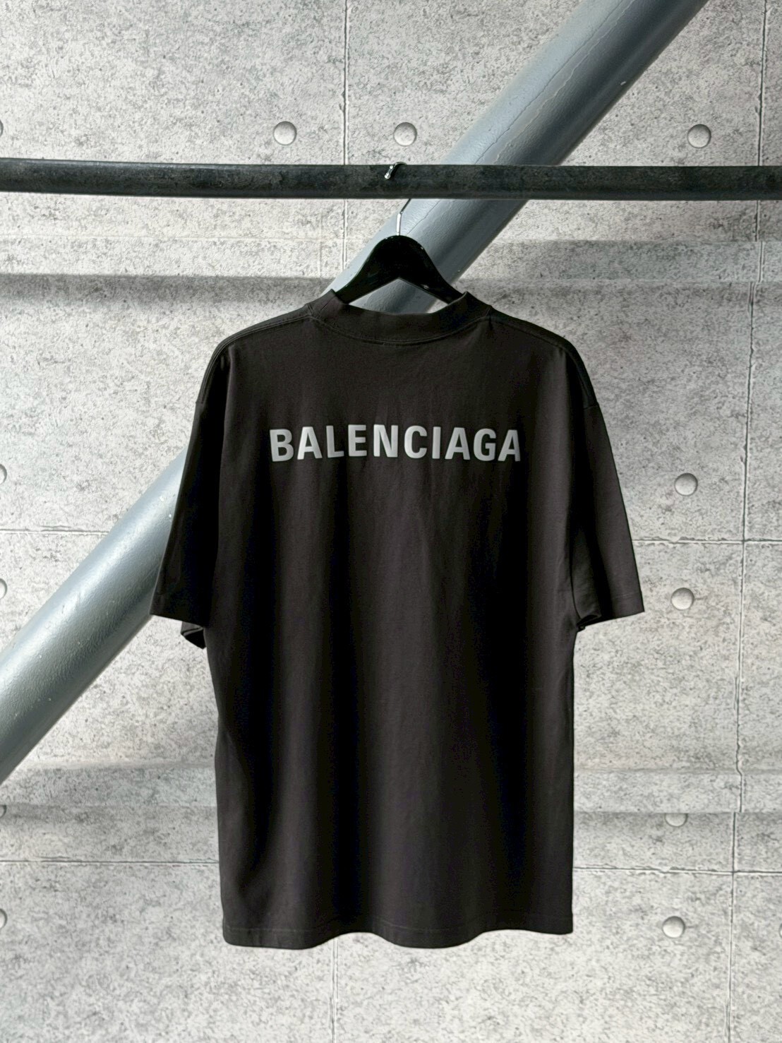 BALENCIAGA 黑銀反光Logo 前後字母短袖 T 巴黎世家