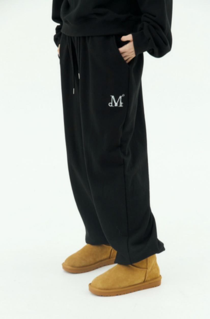 【 4/19收單 】MUCENT 慵懶立體金屬LOGO棉褲 韓國