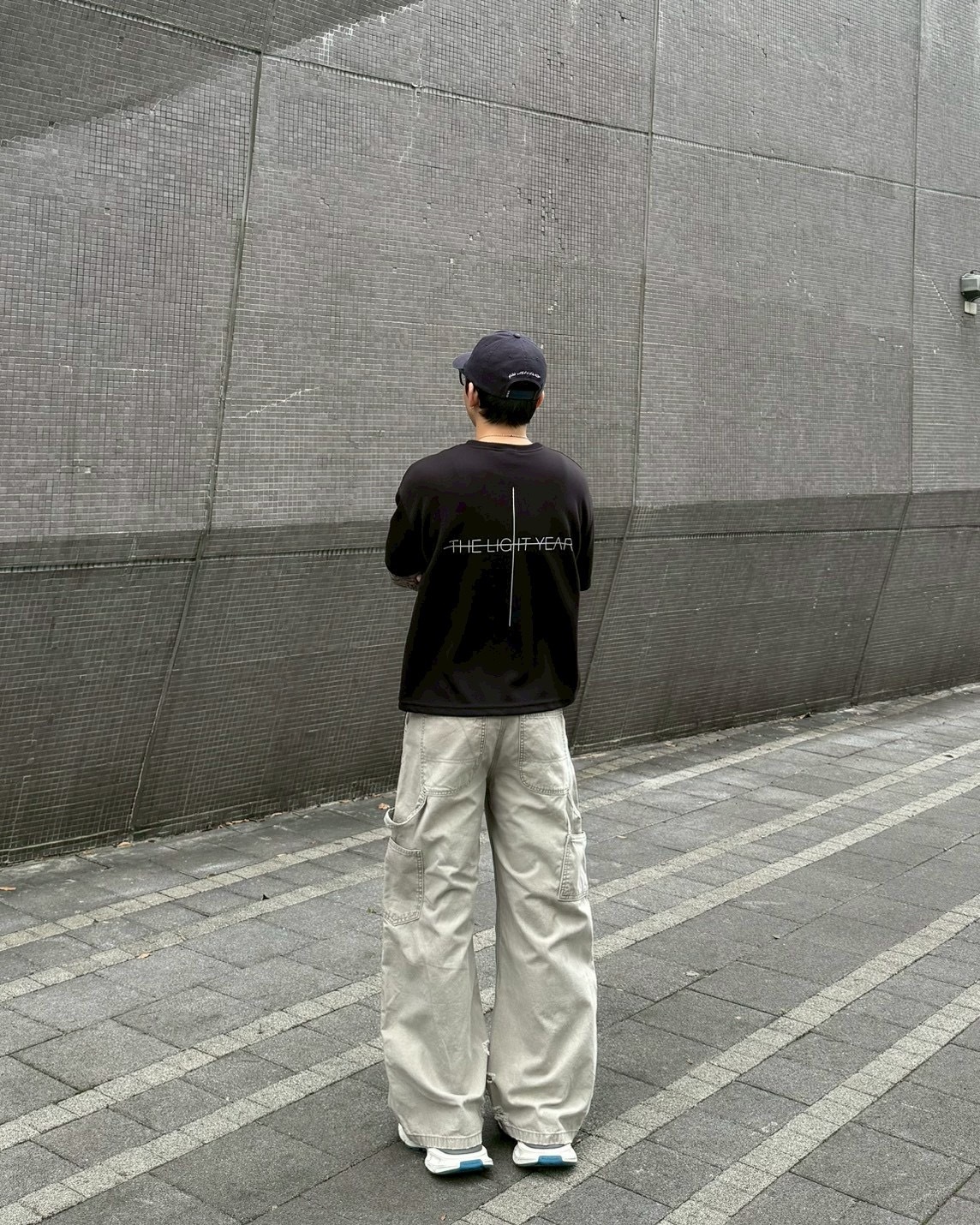 BOXY 後十字 字母 寬短 短袖