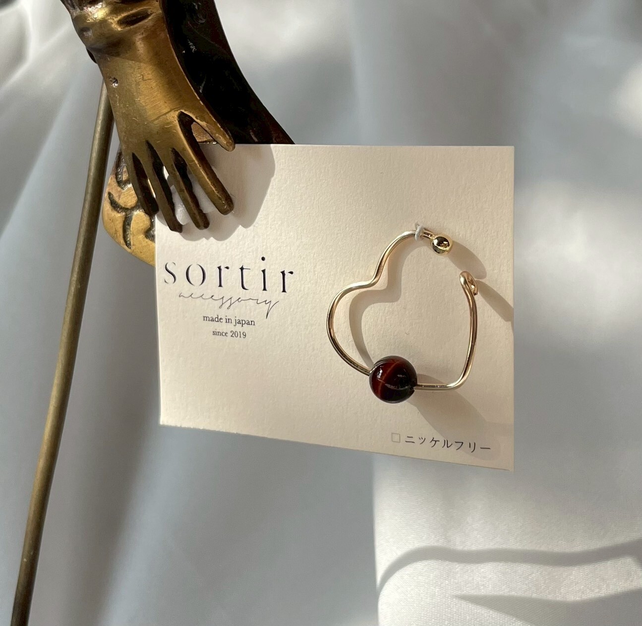 [sortir] 愛心耳骨夾｜紅虎眼石｜金｜NO.236