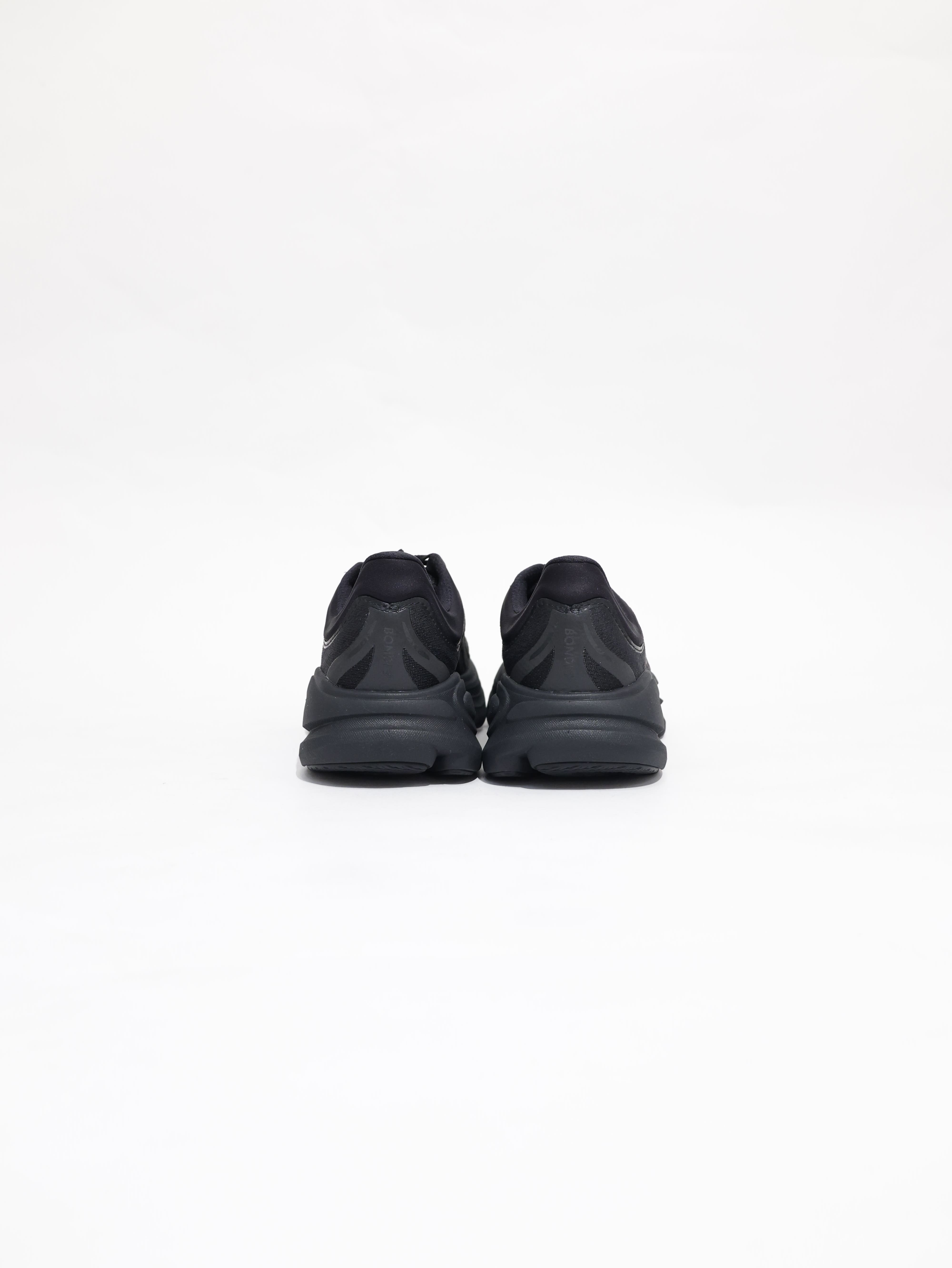 HOKA ONE ONE 女鞋 Bondi 9 路跑鞋 緩震 HO1162014 HO1162012