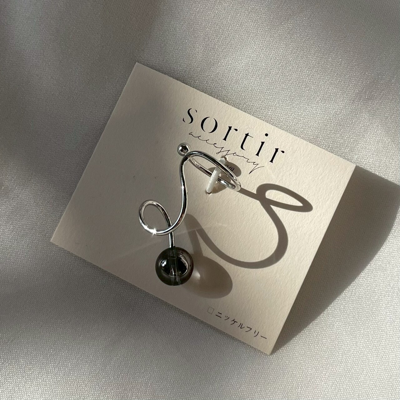 [sortir] 旋轉耳骨夾｜銀閃水晶｜銀｜NO.223