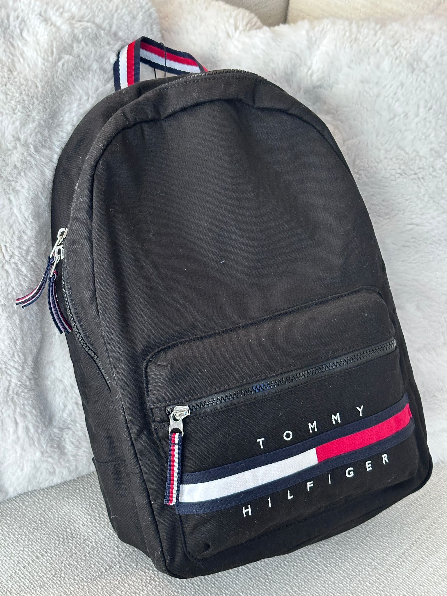 RZ68 Tommy 黑色背囊