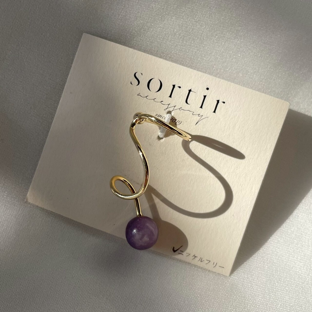 [sortir] 旋轉耳骨夾｜紫綠雲母｜金｜NO.220