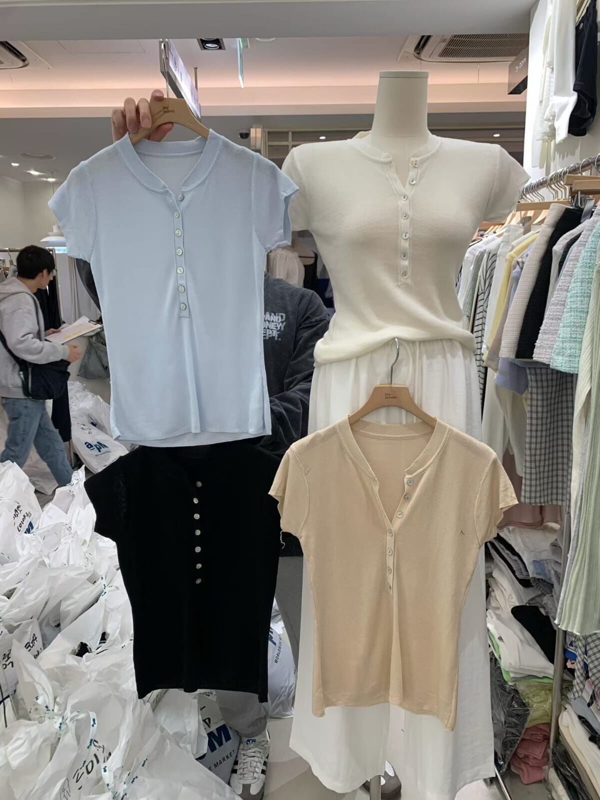 BM6006 亨利圓領飛飛袖軟綿上衣