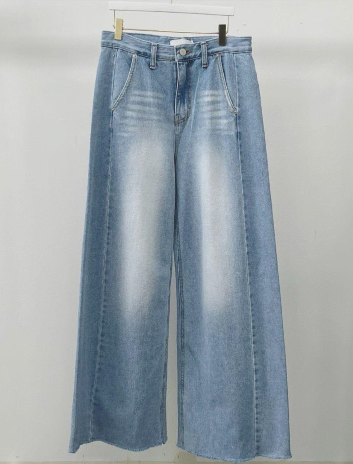 BM6013 貓鬚洗水寬鬆直筒牛仔褲