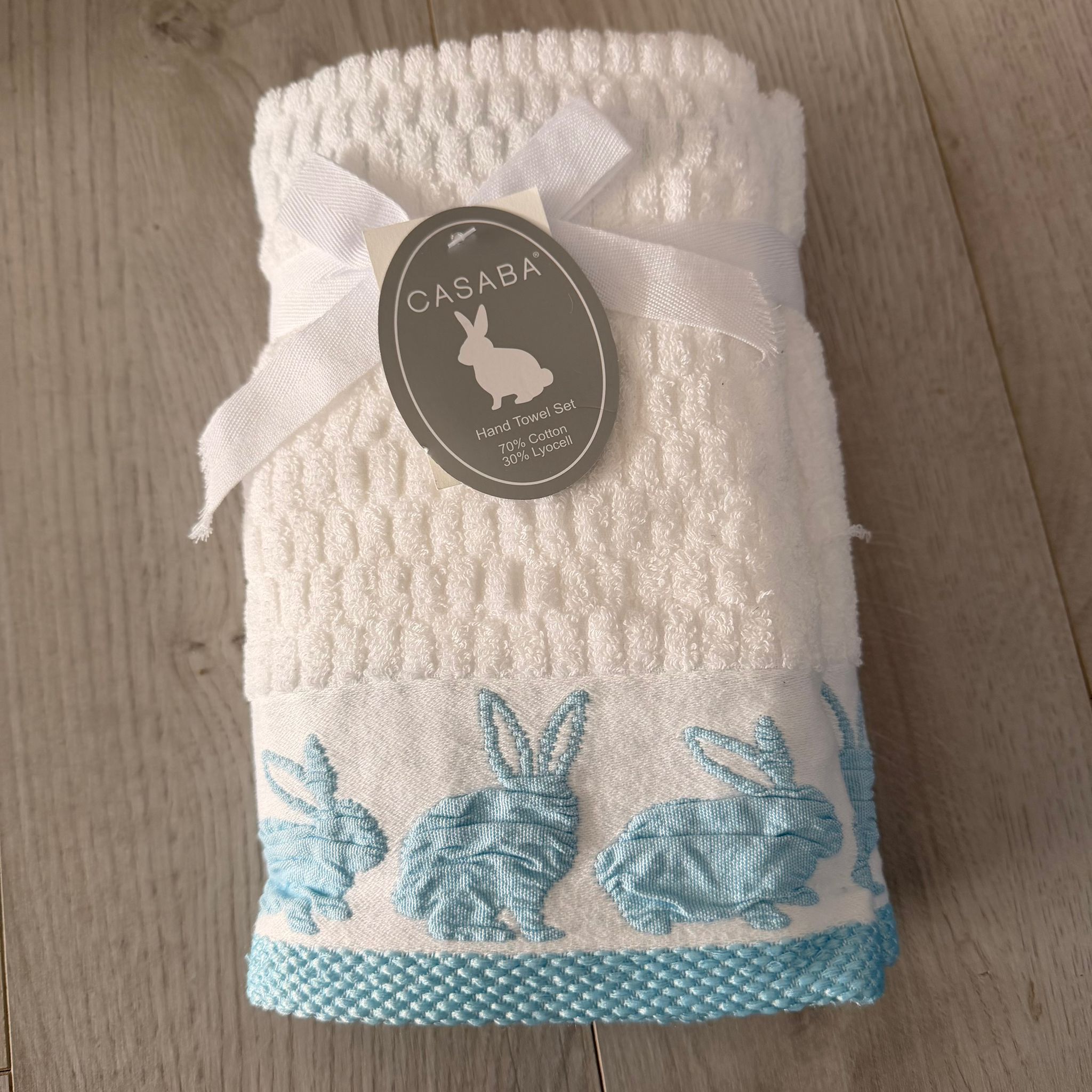 RZ100 CASABA 藍色兔仔 白色抹手毛巾 2塊