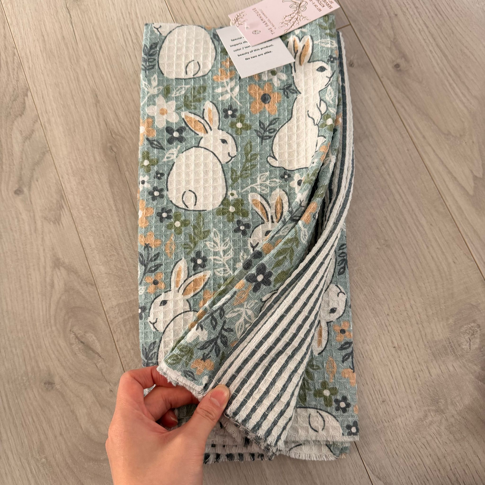 RZ120 白色兔仔配湖水藍色 廚房毛巾 3塊 (圖案x2塊, 粉間條x1塊) 20"x28"