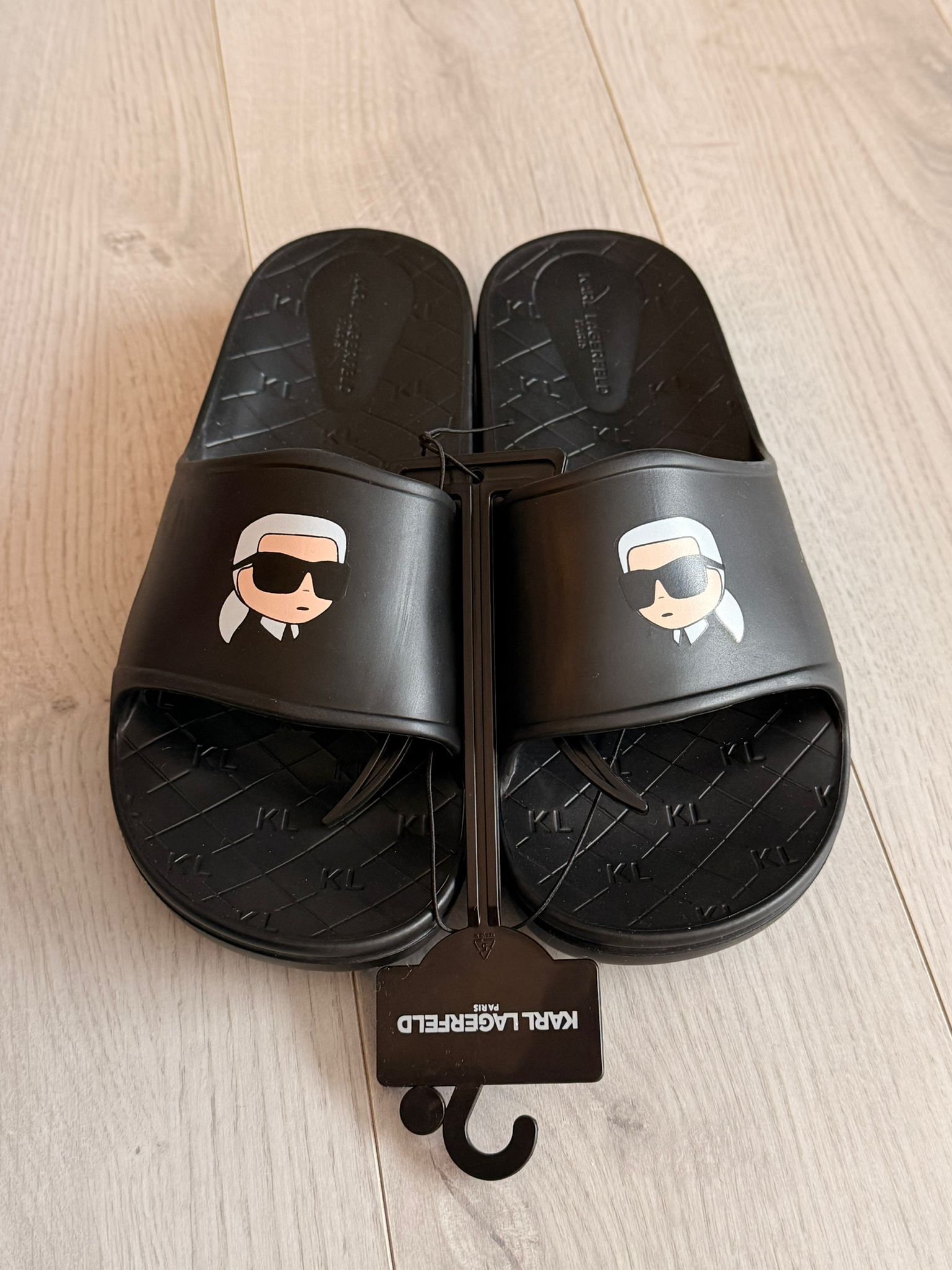 RZ122 KL 男裝 老佛爺黑色拖鞋