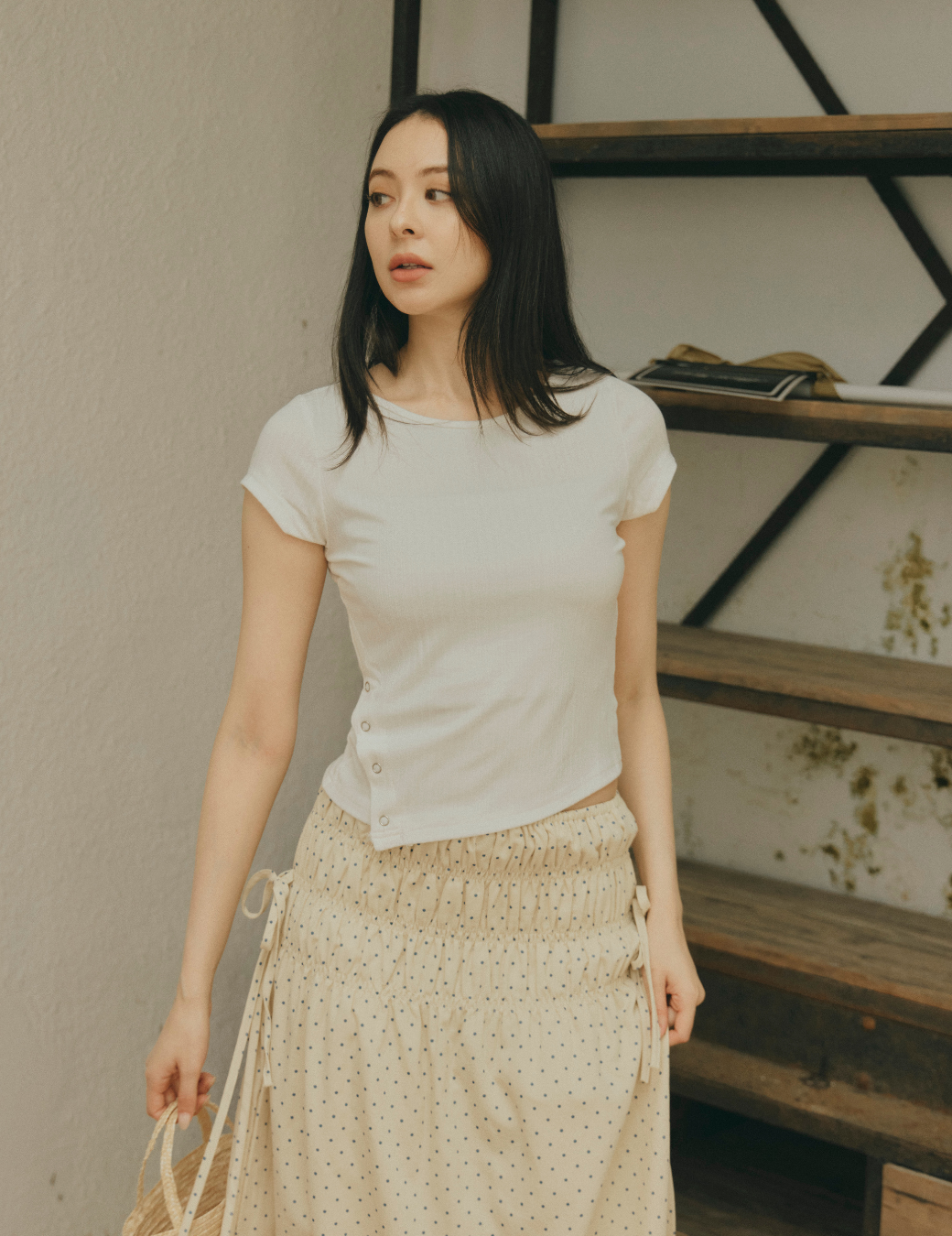 坑條斜壓扣短袖上衣（3尺寸）