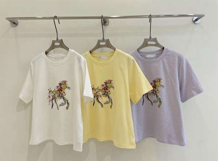 J92 胸41 長22.5 $369 (一口價)