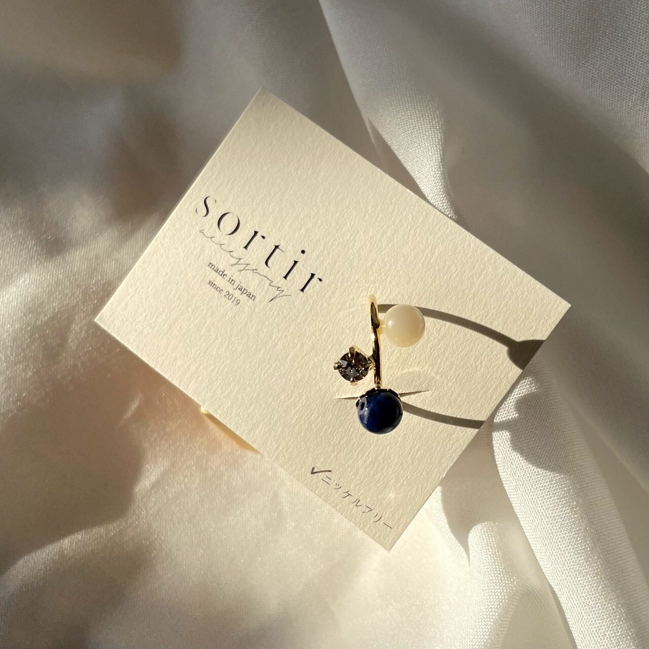 [sortir] 多石耳骨夾 | 蘇打石×白貝 | NO.185