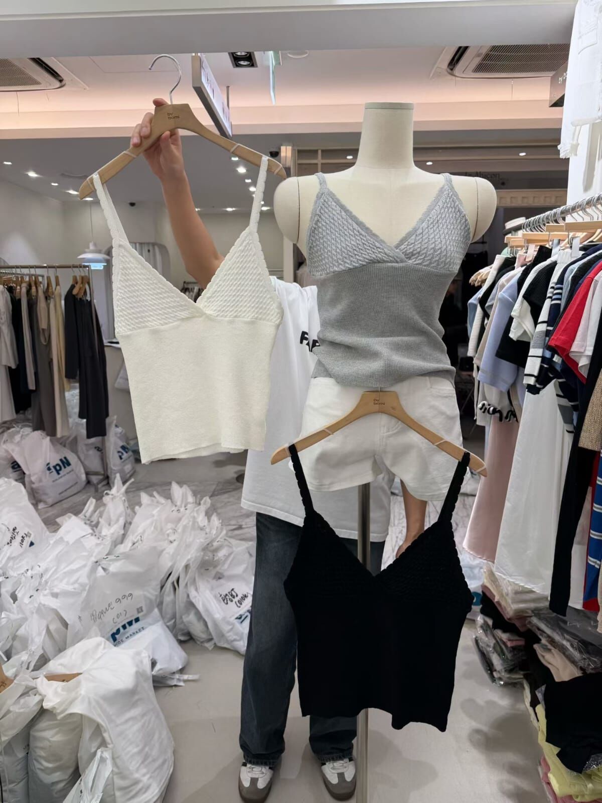 BM6039 麻花雲朵便吊帶V領背心