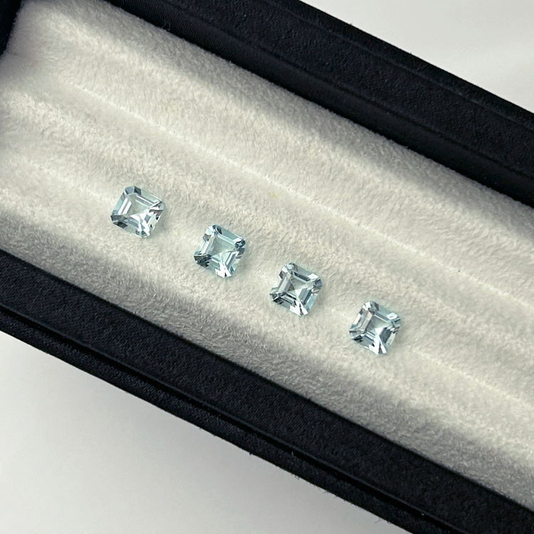 海藍寶石 Aquamarine/0.84-0.90克拉