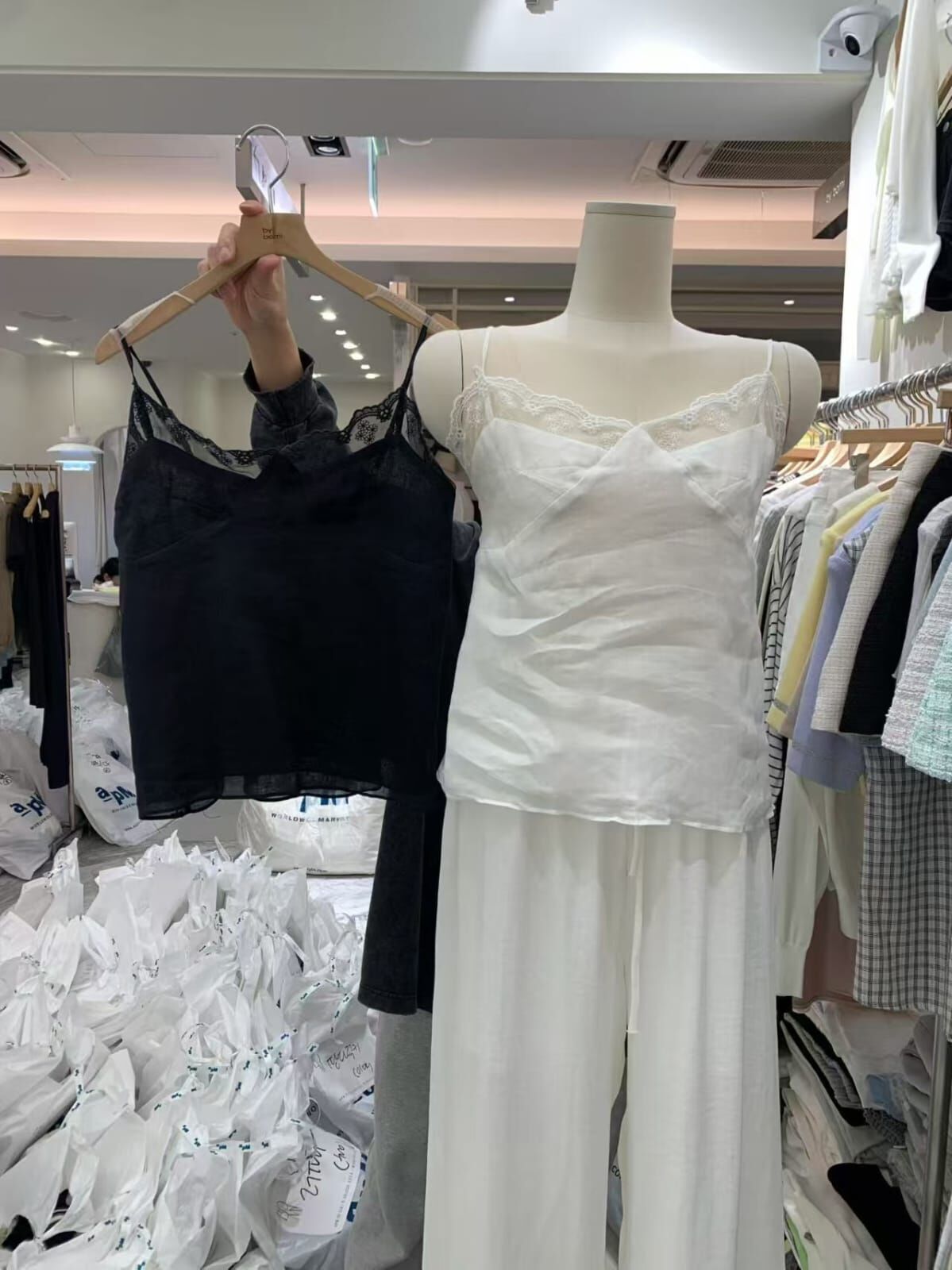 BM6043 紗質拼邊皺皺吊帶背心