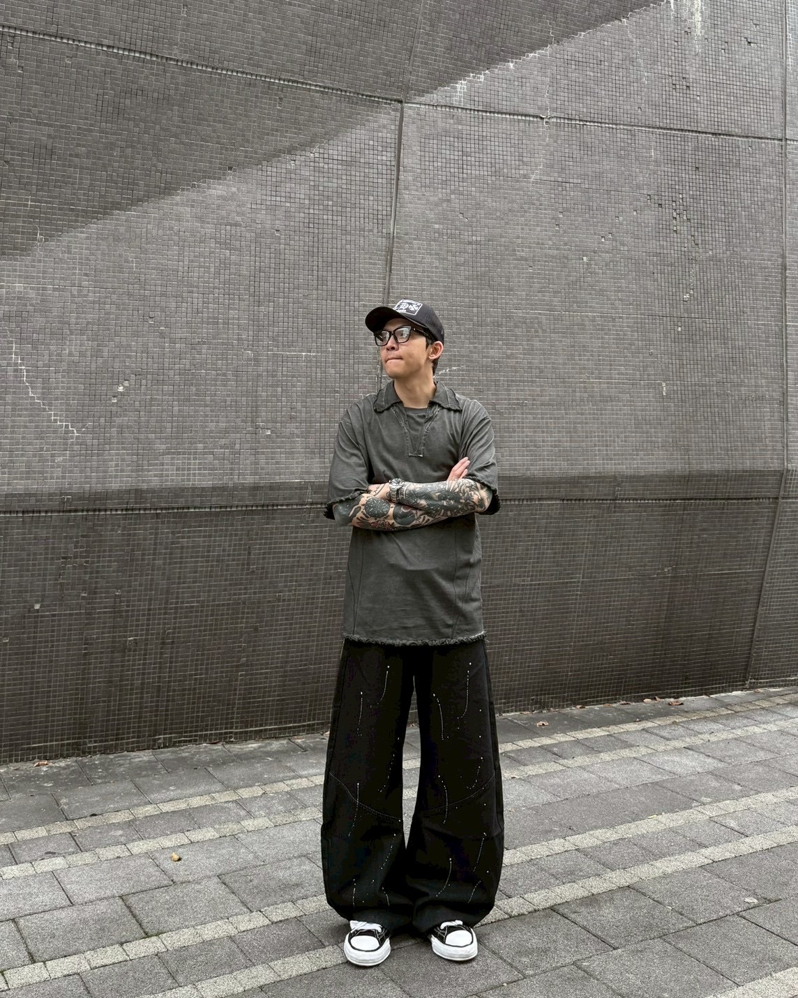 噴漆 潑墨 拼接 彎刀 牛仔 長褲 彎刀褲