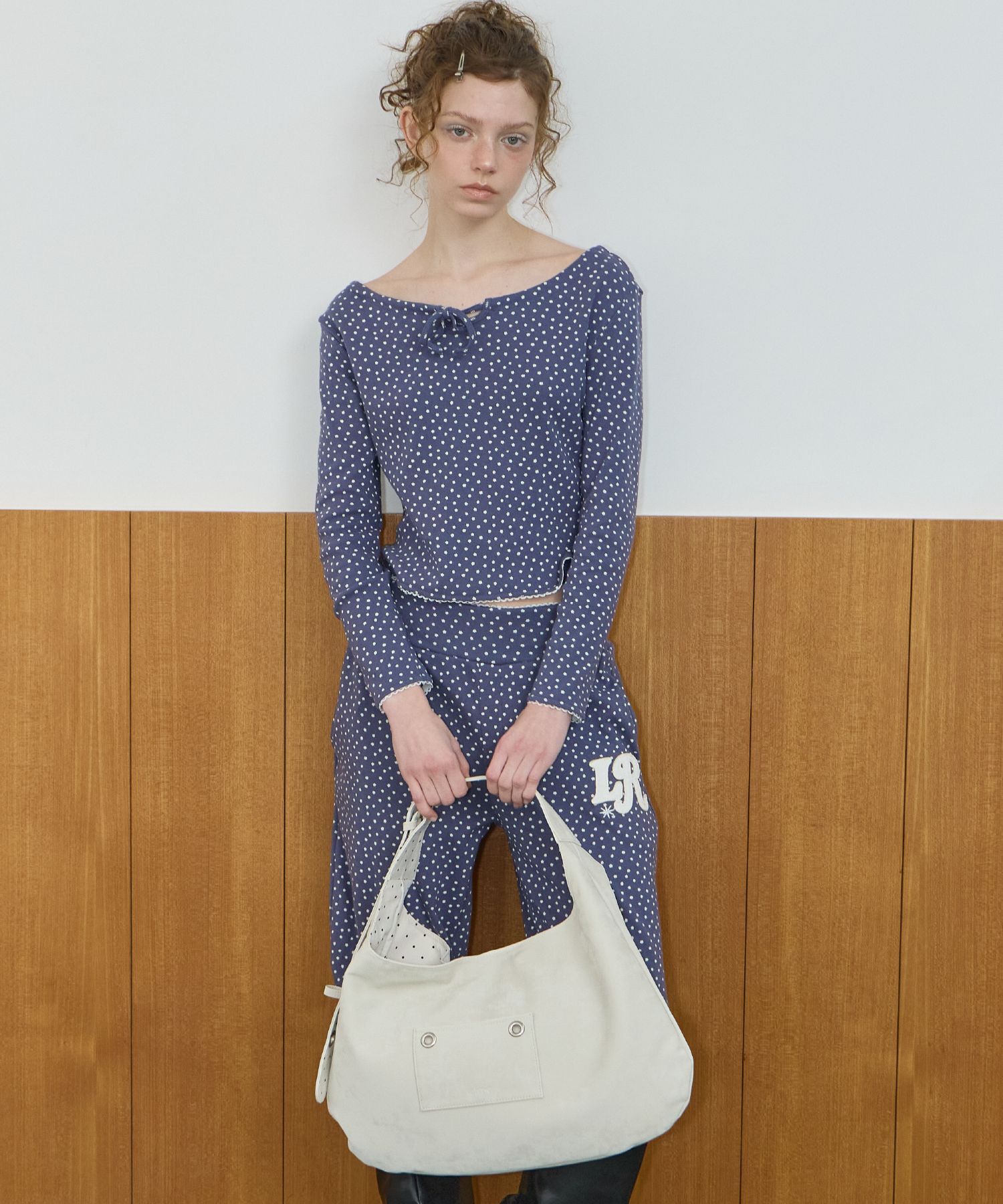 LETERIE 扣環可翻轉斜背包 象牙白 BUCKLE