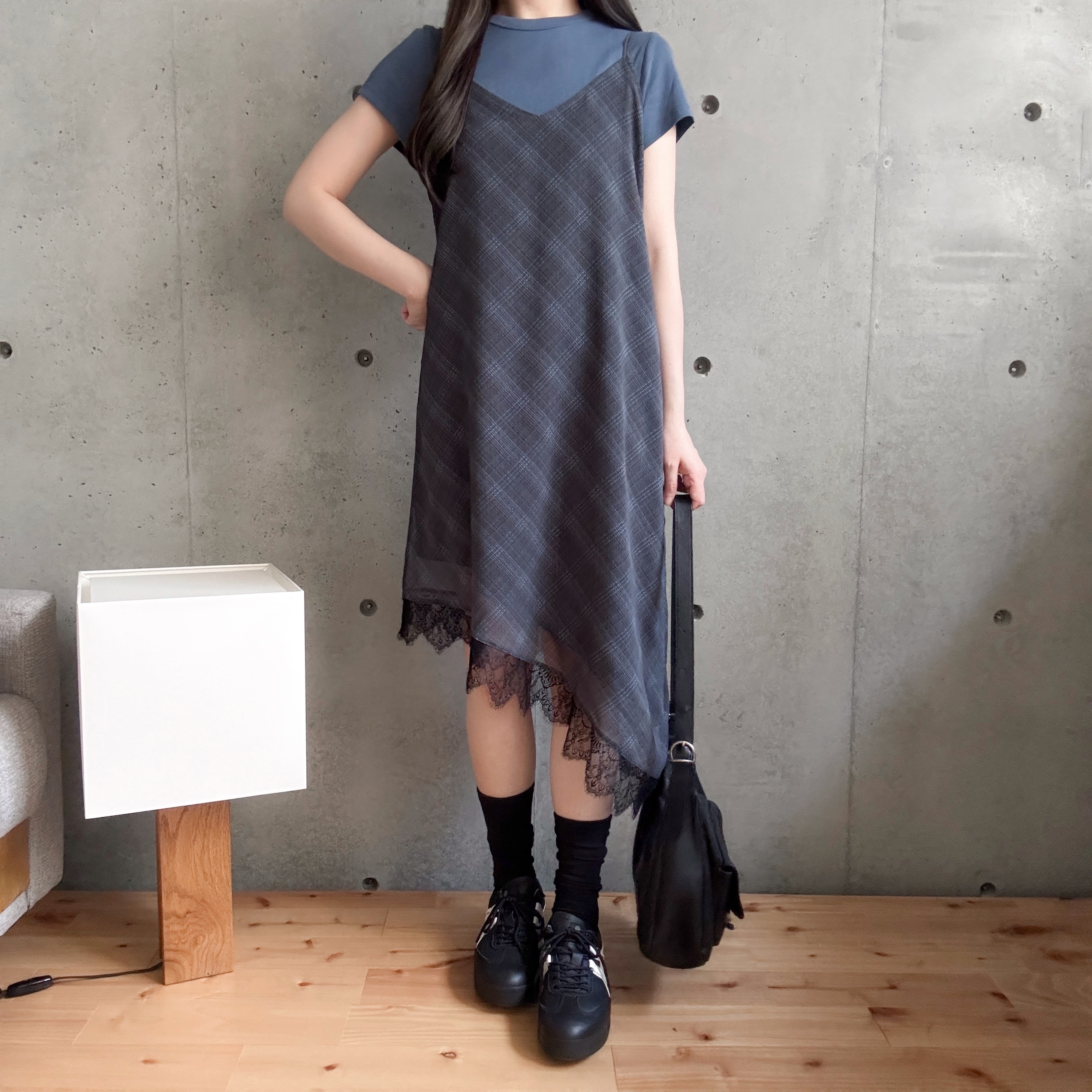 斜cut格仔吊帶裙