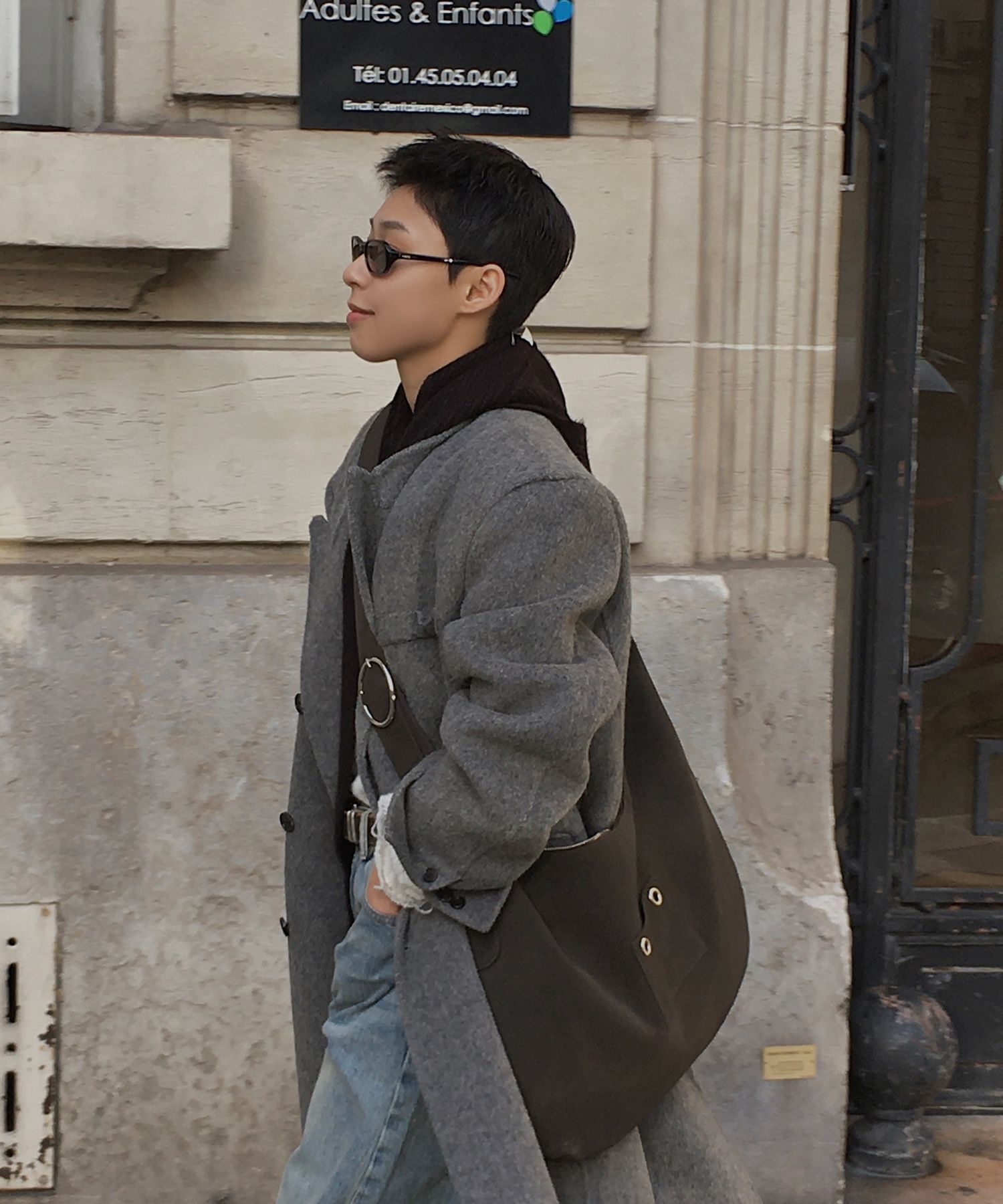 LETERIE 環扣大肩背包 深棕色 RING