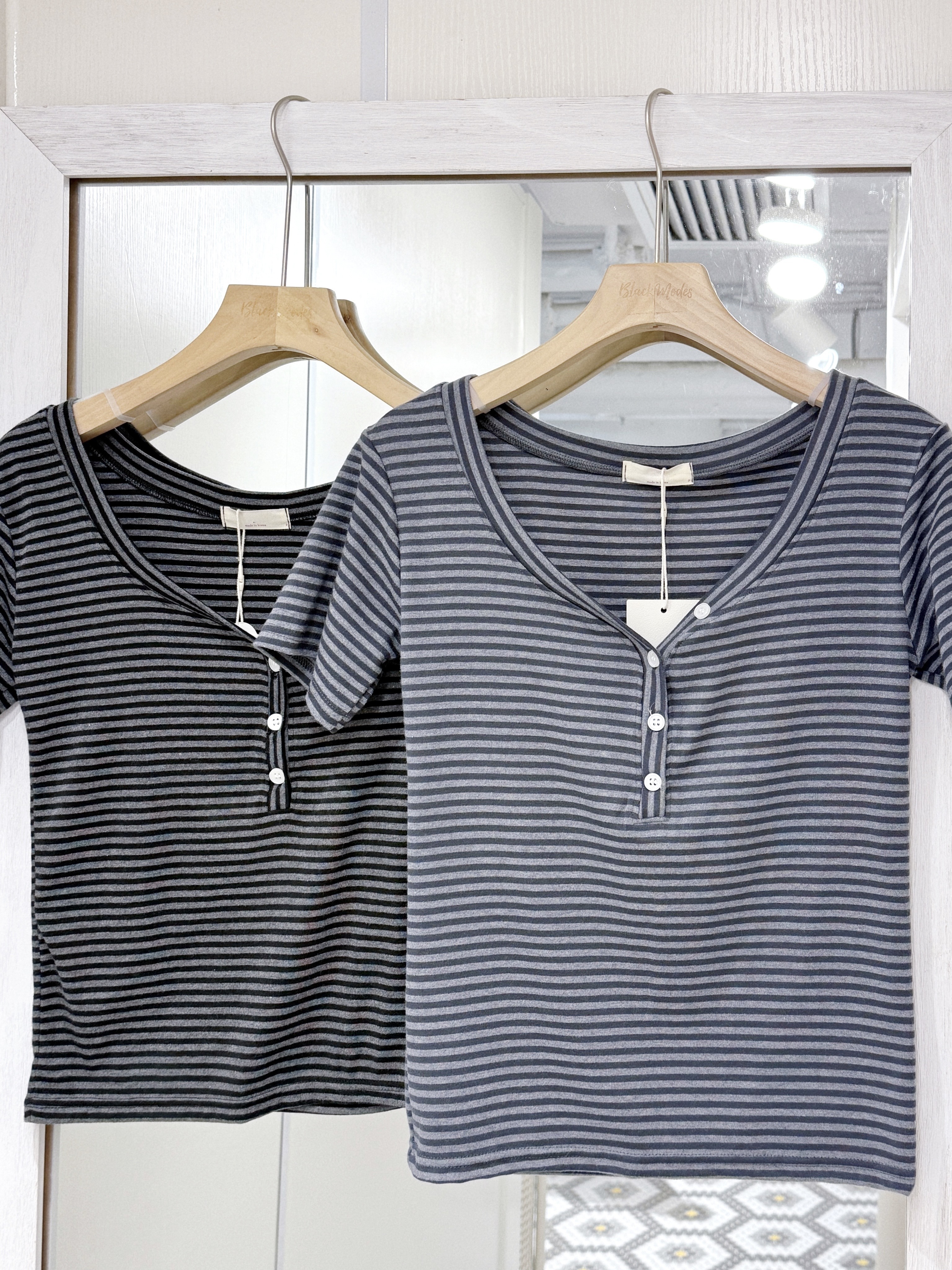 T1381｜型格小性感V領橫間短袖上衣⊹ ｡⁖✦