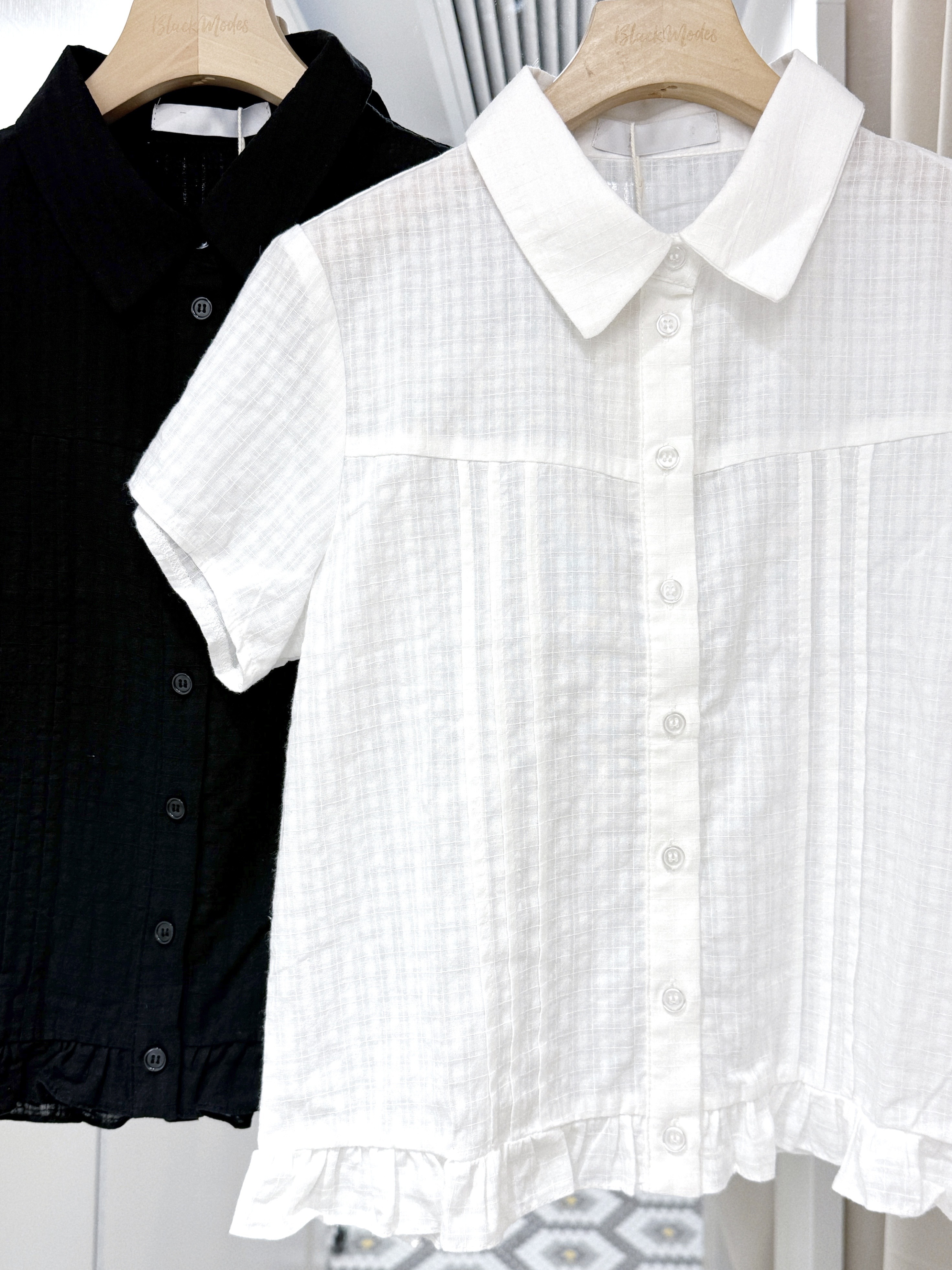 T1397｜暗格紋Polo領ruffle邊短袖裇衫上衣 𐙚⋆°｡⋆♡