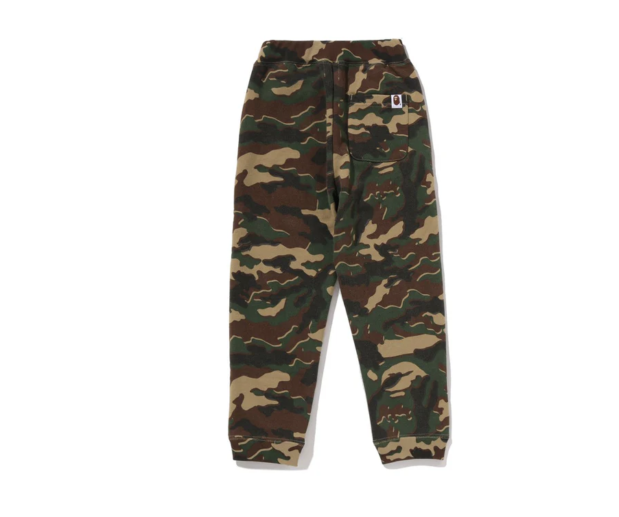 【BAPE童裝】0404發售GLITCH WOODLAND CAMO SHARK SWEAT PANTS