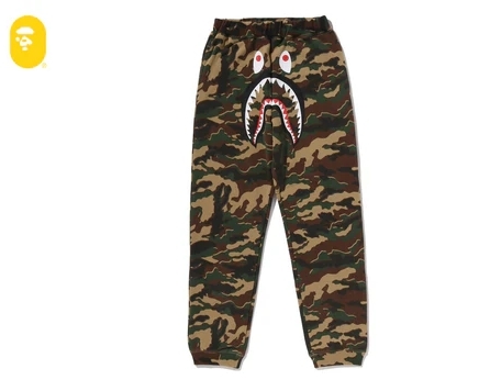 【BAPE童裝】青少年尺寸 0404發售GLITCH WOODLAND CAMO SHARK SWEAT PANTS
