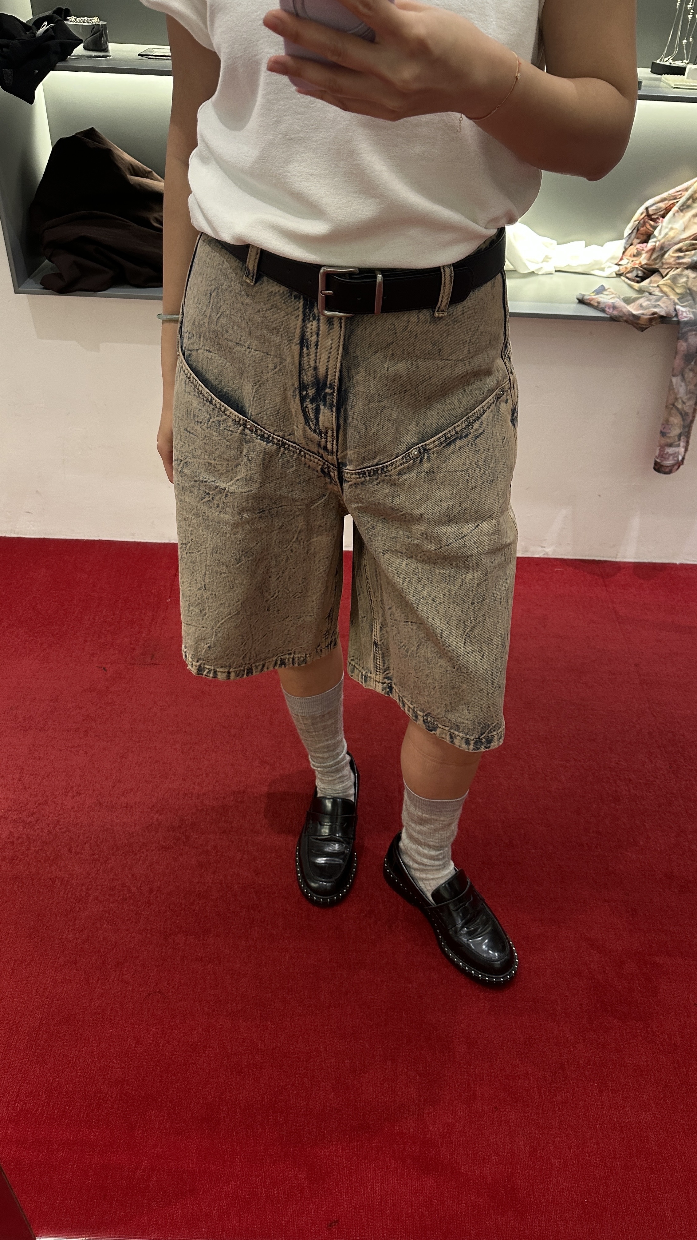 Washed knees length denim shorts