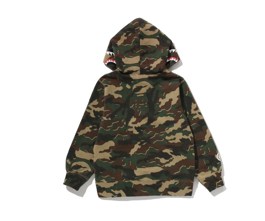 【BAPE童裝】0404發售GLITCH WOODLAND CAMO SHARK ZIP HOODIE
