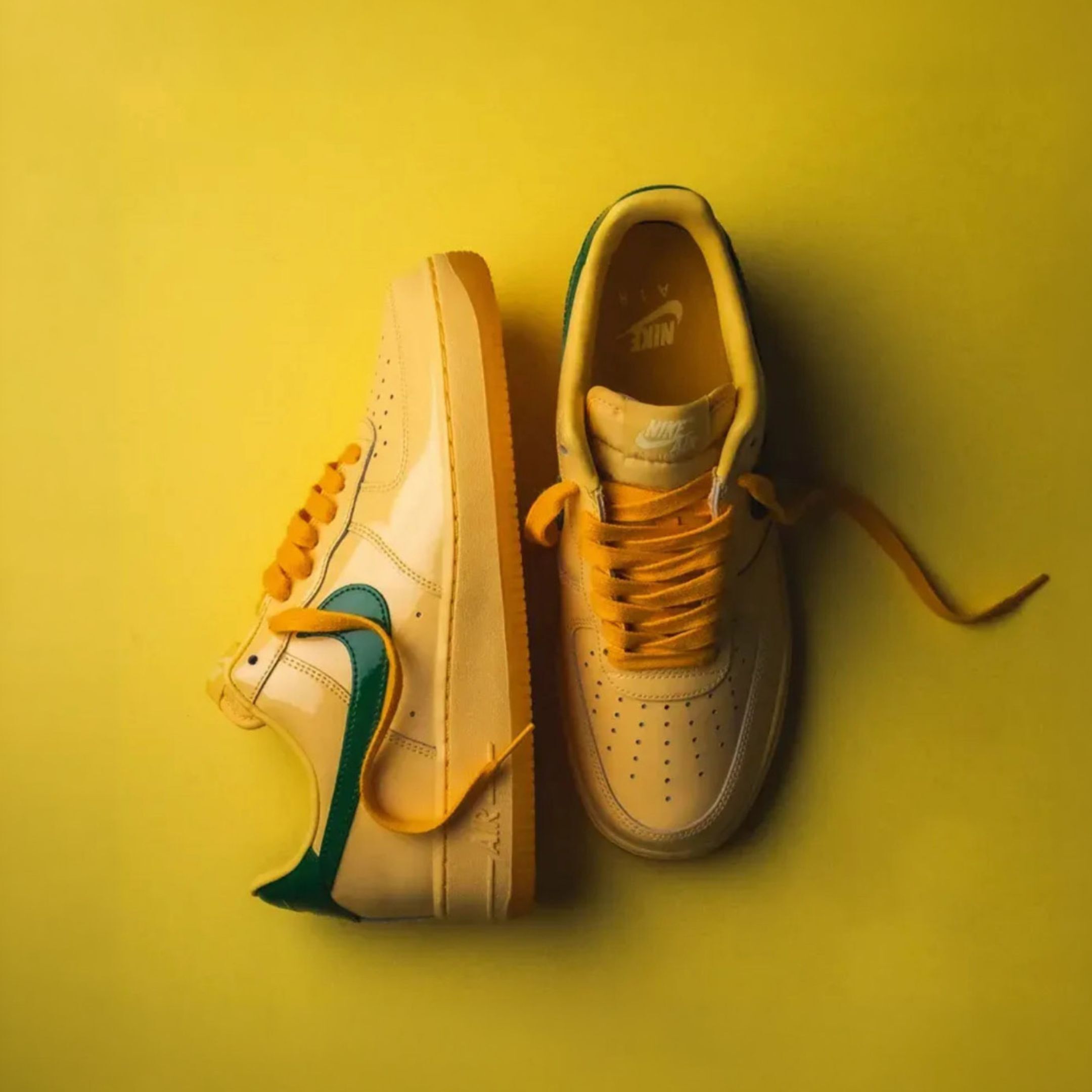 NICEDAY 代購 Nike Air Force 1 Low '07 Patent 黃綠 亮面 漆皮 復古 膠底 板鞋 IO4489-700