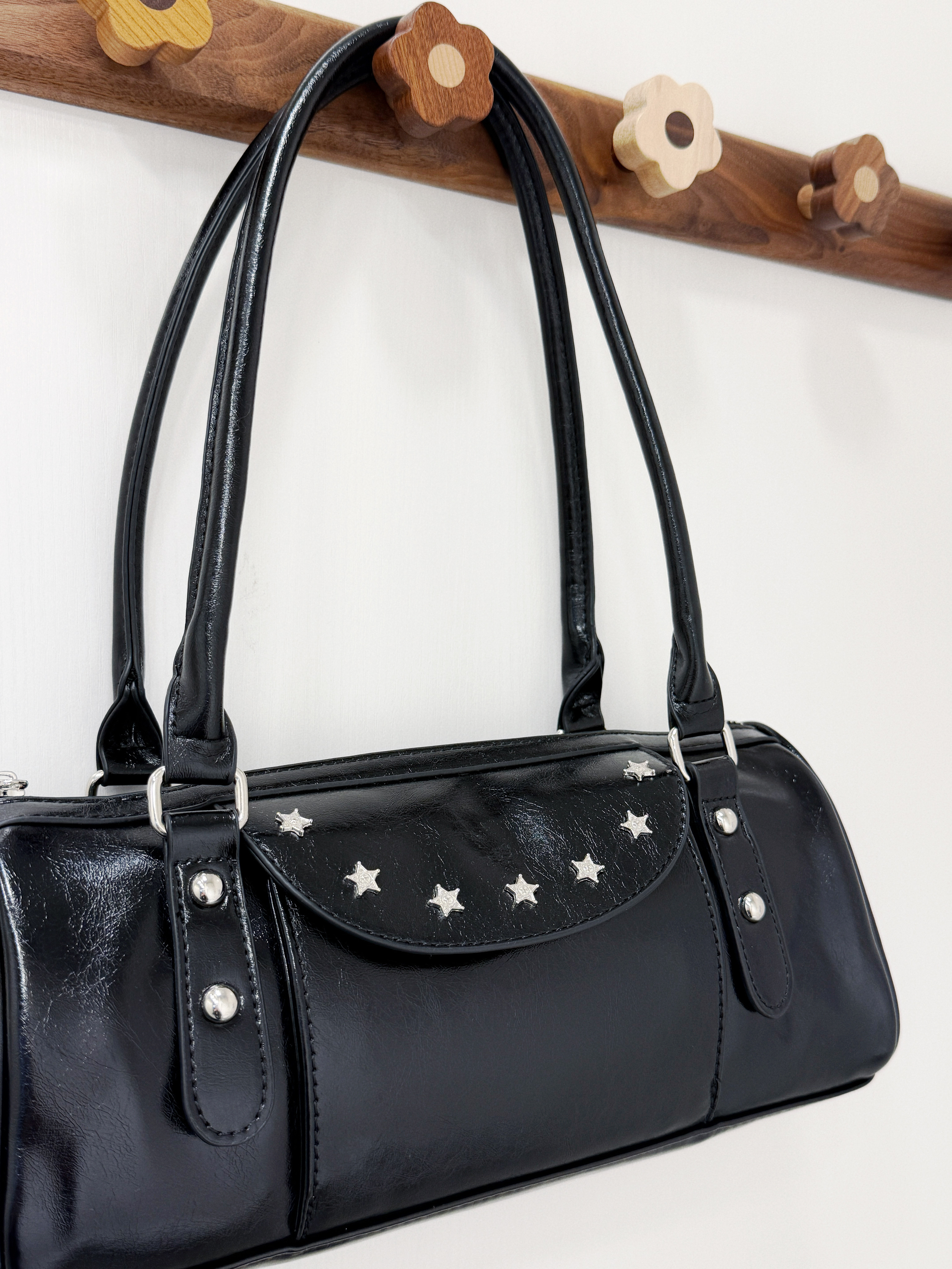 A0319｜7小粒星星窩釘筆筒形單肩皮袋 ᯓ✮